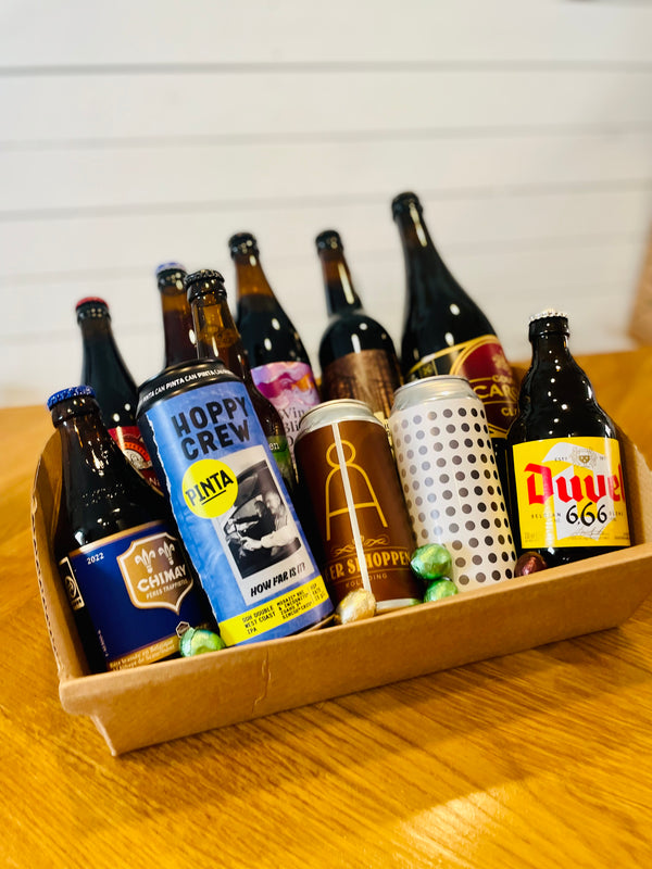 Gavekurv med øl, chokolade og gratis korthilsen (mellem)