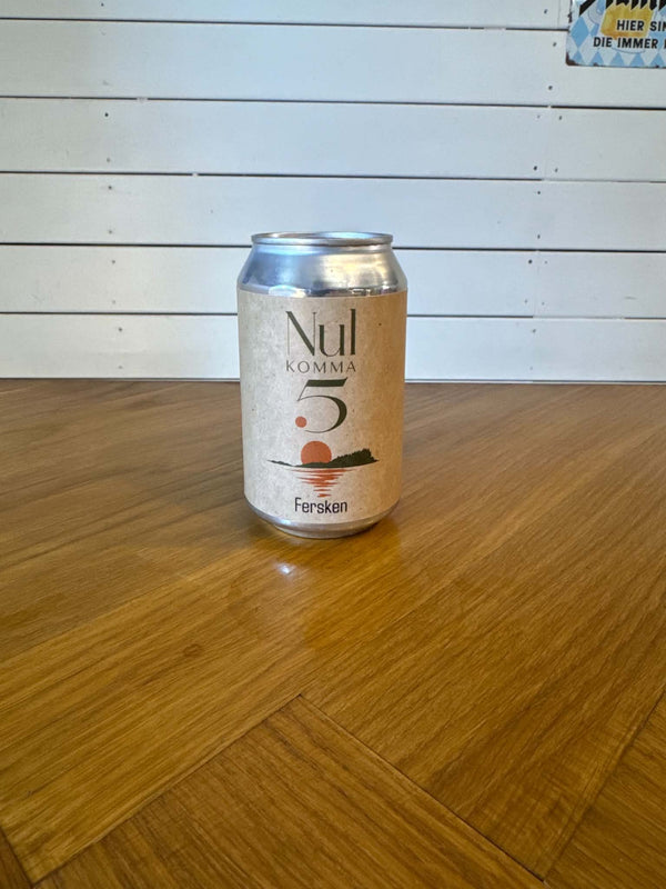 Nul Komma 5 Fersken - 33cl, 0,5%, Alkoholfri Sour - Humleland